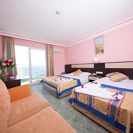 Курортный комплекс First Class